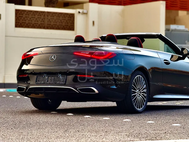 2024 مرسيدس - بنز سي إل إي 200