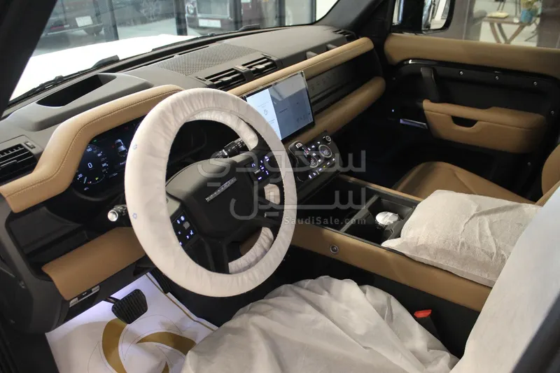 2025 Land Rover Defender 110