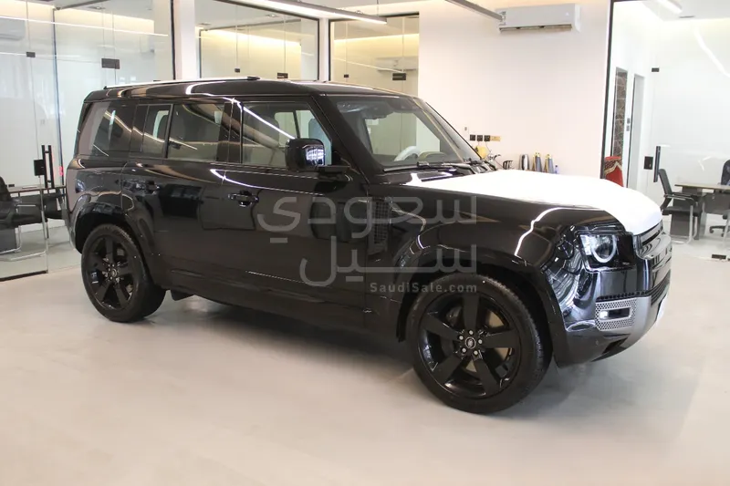 2025 Land Rover Defender 110