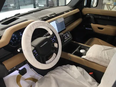 2025 Land Rover Defender 110
