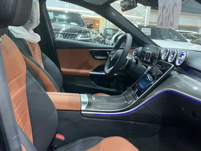 2025 مرسيدس - بنز سي 200 أي إم جي