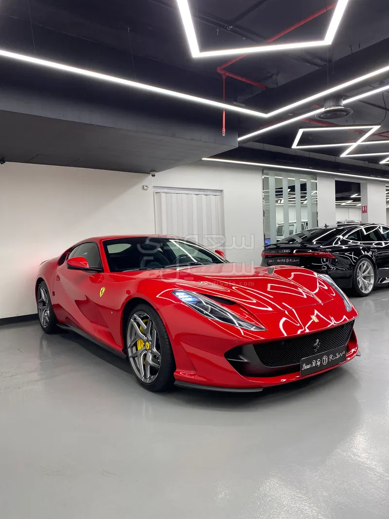 2018 فيراري 812 سوبر فاست