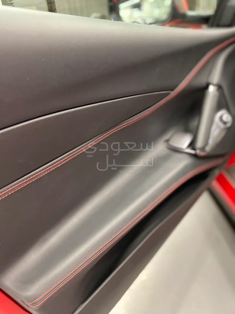 2018 فيراري 812 سوبر فاست