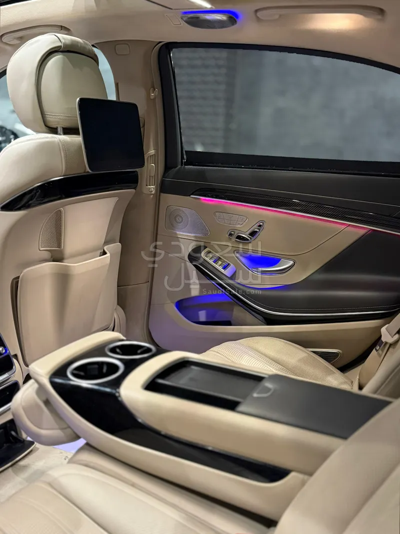 2018 Mercedes-Benz S 63 AMG