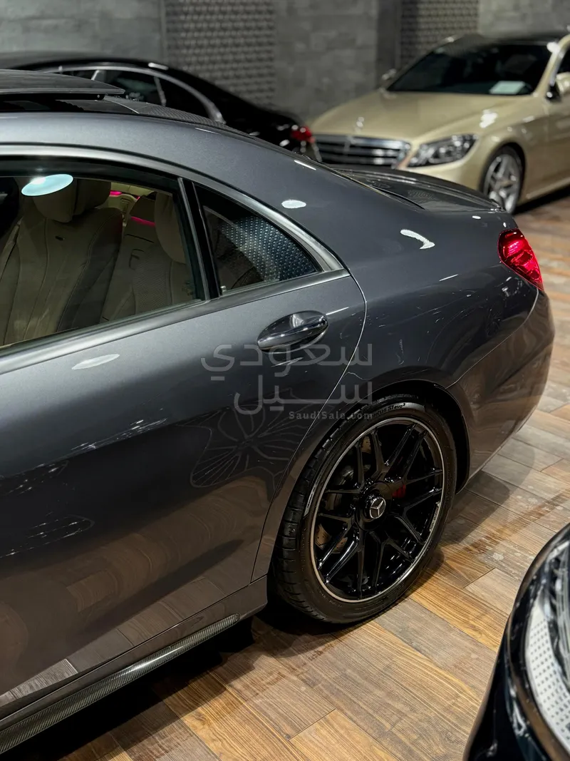 2018 Mercedes-Benz S 63 AMG