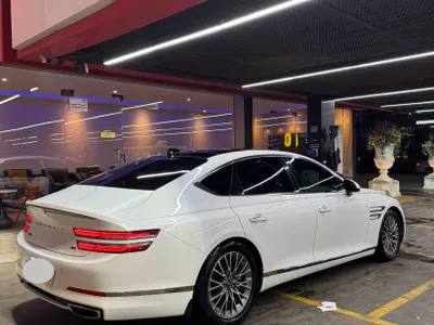 2022 Genesis G 80