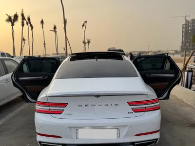2022 Genesis G 80