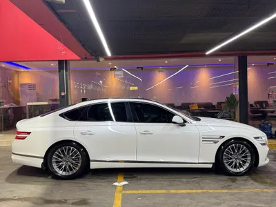 2022 Genesis G 80