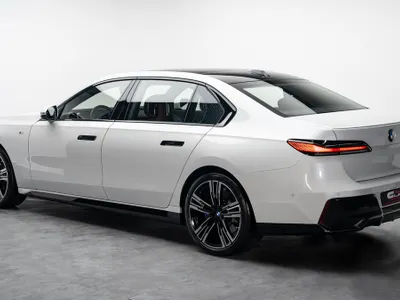 2024 بي ام دبليو الفئة السابعة 740أي