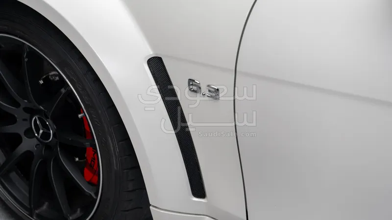 2012 Mercedes-Benz C 63 Black Seires