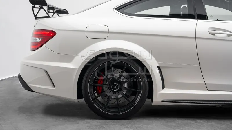 2012 Mercedes-Benz C 63 Black Seires