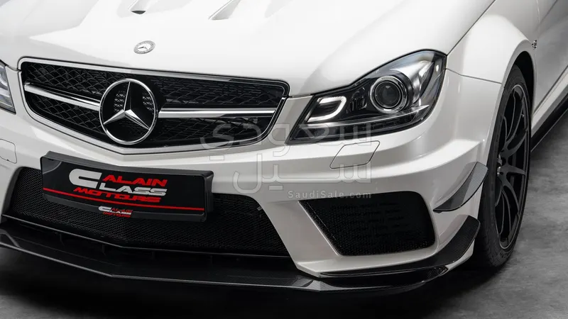 2012 Mercedes-Benz C 63 Black Seires