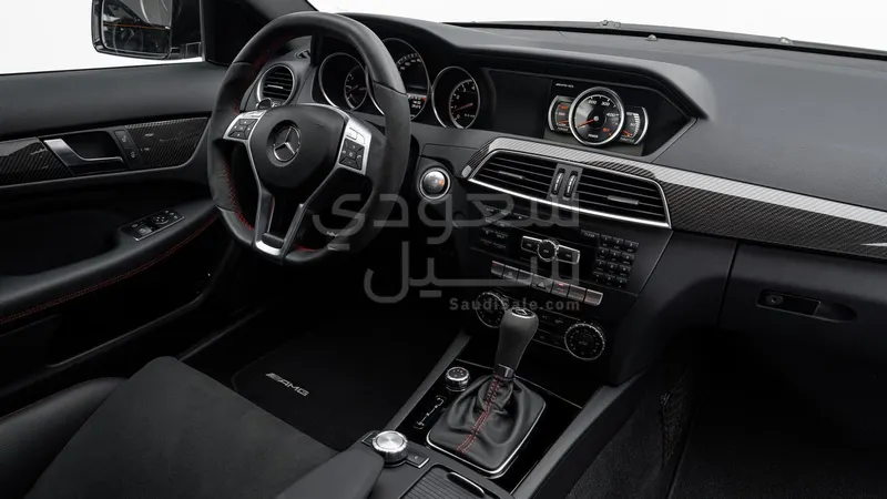 2012 Mercedes-Benz C 63 Black Seires