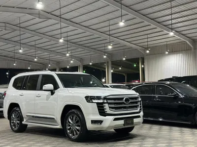 2024 Toyota Land Cruiser GXR