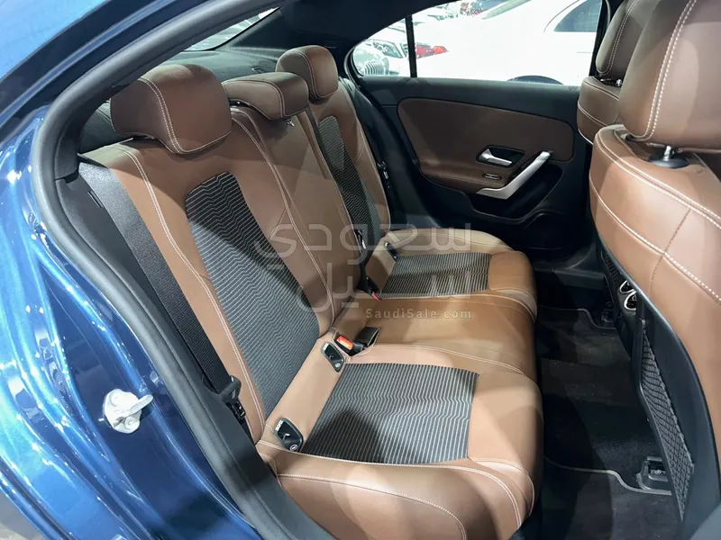 2021 Mercedes-Benz A 200