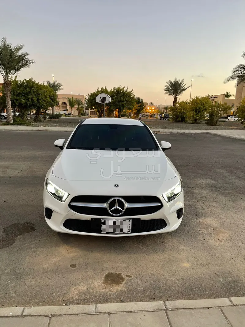 2021 Mercedes-Benz A 200