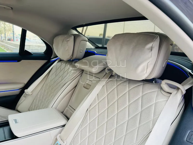 2022 Mercedes-Benz S 580