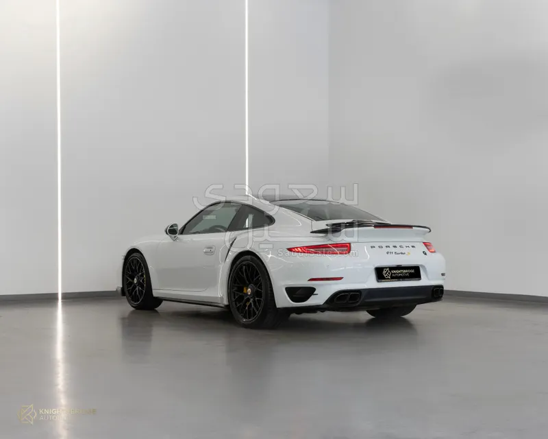 2015 بورش 911 توربو اس