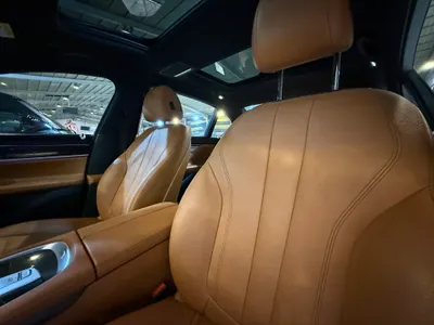 2020 بي ام دبليو الفئة السابعة 730 إل أي