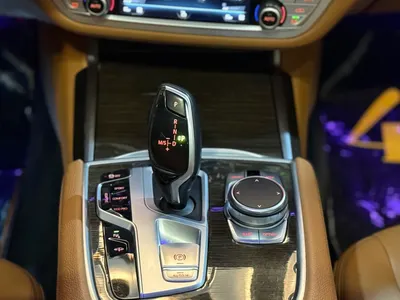 2020 بي ام دبليو الفئة السابعة 730 إل أي