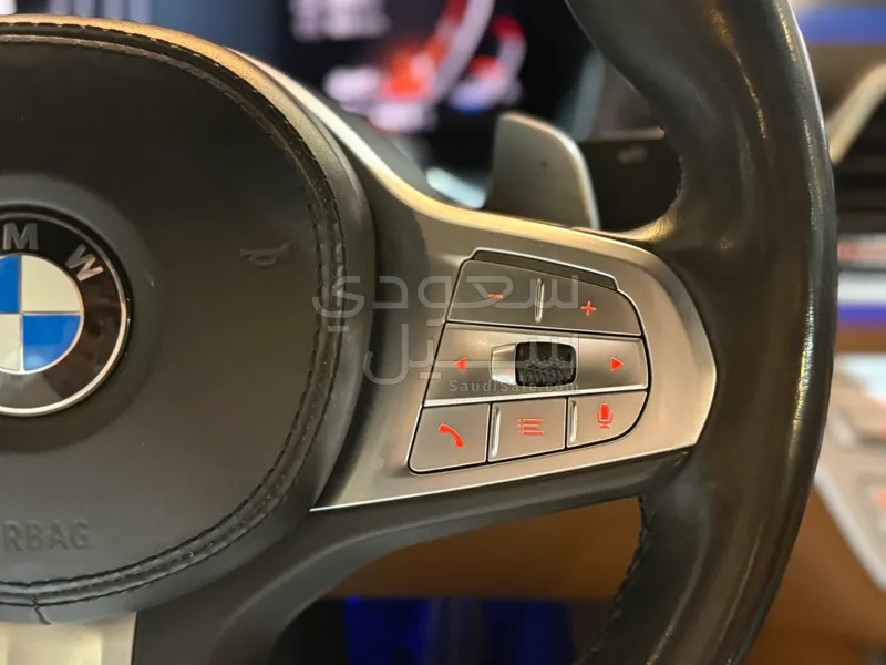 2020 بي ام دبليو الفئة السابعة 730 إل أي