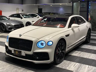 2020 بنتلي كونتيننتل فلاينج سبير الاصدار الاول