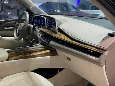 2022 كاديلاك اسكاليد بلاتينيوم