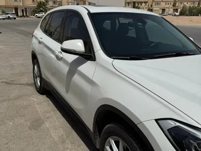 2020 بي ام دبليو الفئة اكس 1