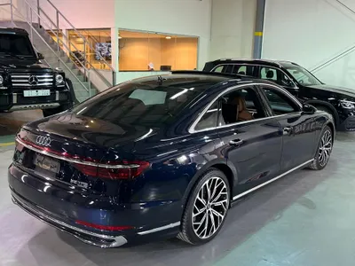 2023 اودي اي 8 ال 55تي اف اس أي