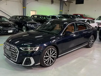 2023 اودي اي 8 ال 55تي اف اس أي