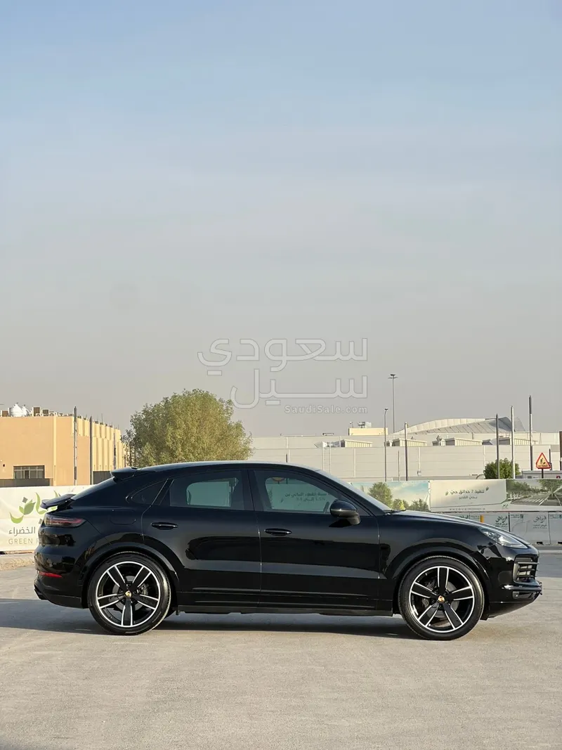 2020 Porsche Cayenne Coupe