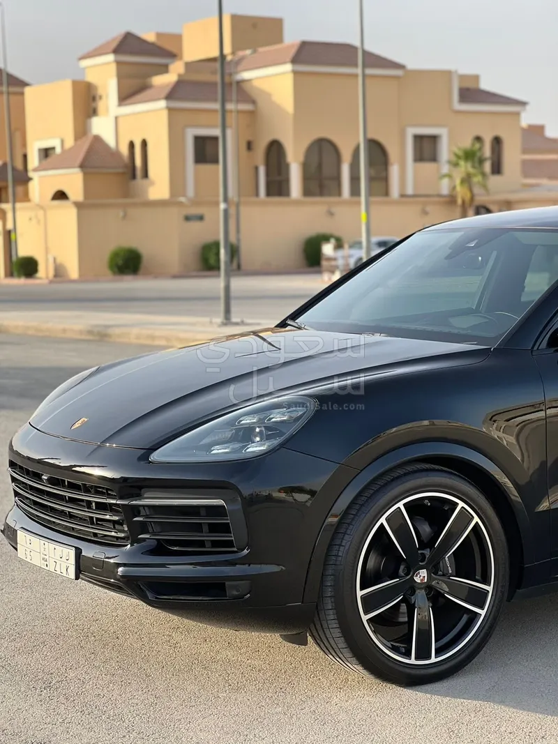 2020 Porsche Cayenne Coupe