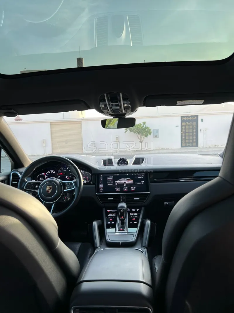 2020 Porsche Cayenne Coupe