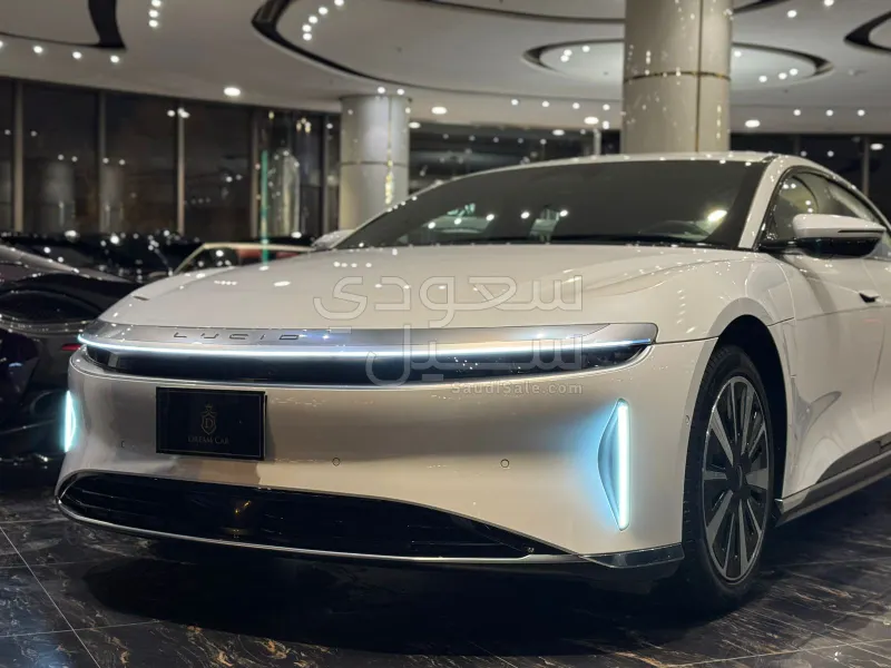 2024 لوسيد اير بيور