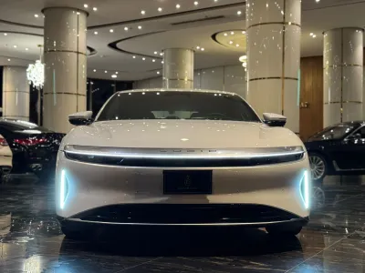 2024 لوسيد اير بيور