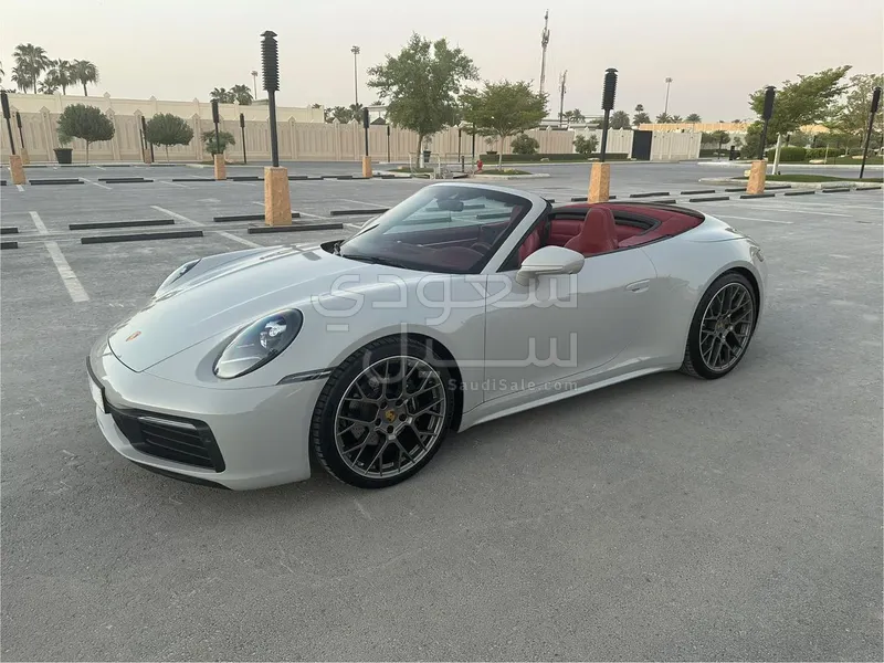 2022 بورش 911 كاريرا