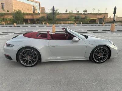 2022 Porsche 911 Carrera