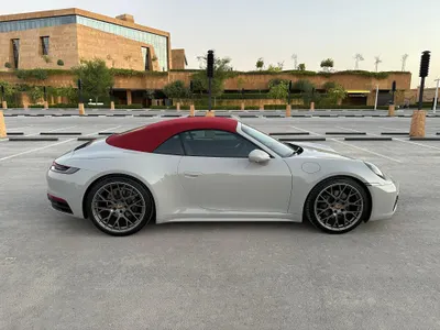 2022 Porsche 911 Carrera