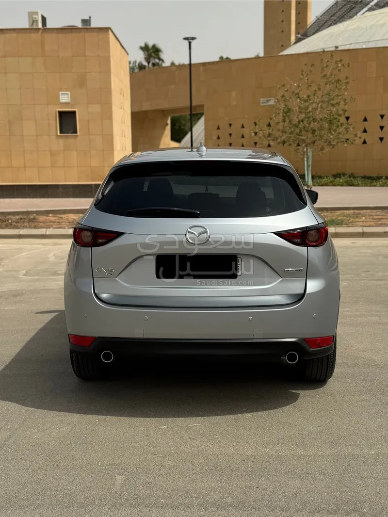 2021 مازدا سي اكس 5