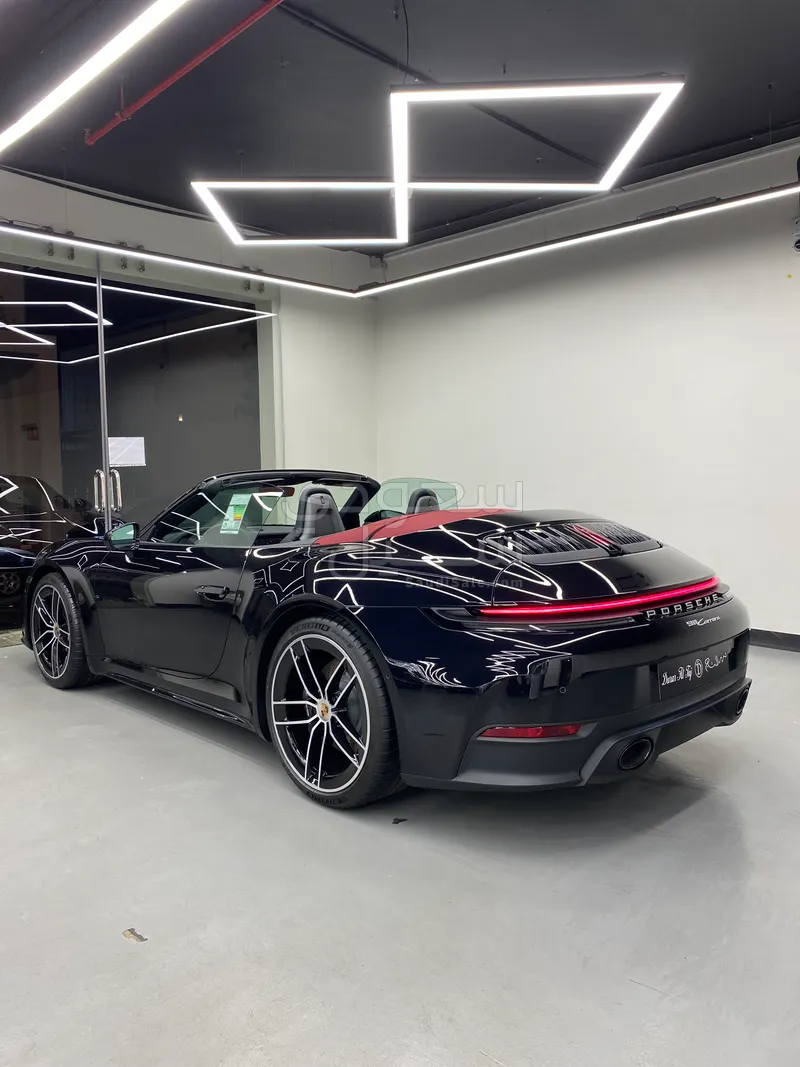 2025 بورش 911 كاريرا