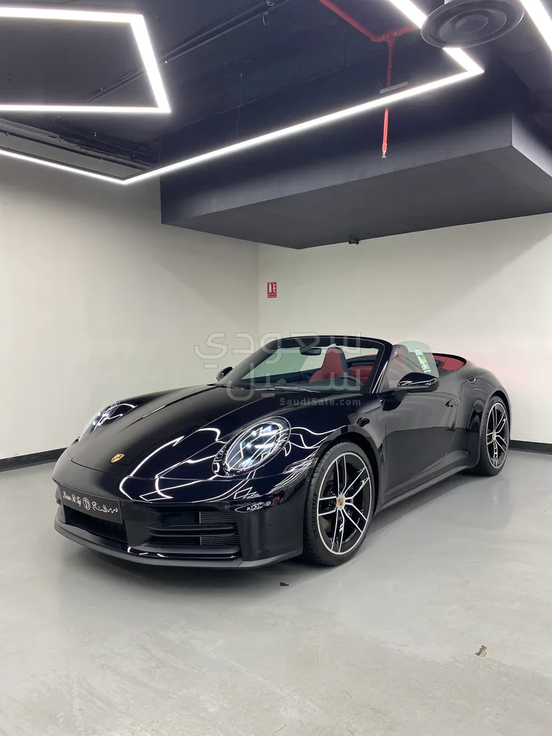 2025 بورش 911 كاريرا