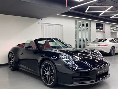 2025 بورش 911 كاريرا
