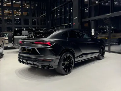 2022 لمبرجيني اوروس