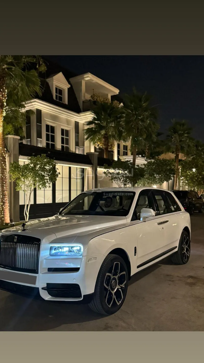 2022 Rolls-Royce Cullinan Silver Badge