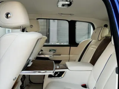 2022 Rolls-Royce Cullinan Silver Badge