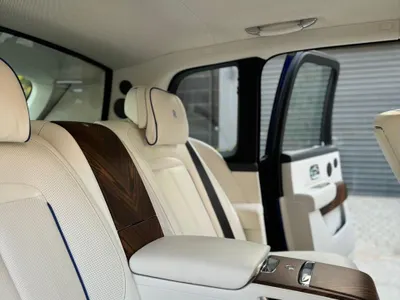 2022 Rolls-Royce Cullinan Silver Badge