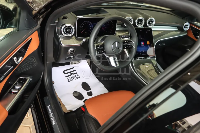 2025 Mercedes-Benz C 200
