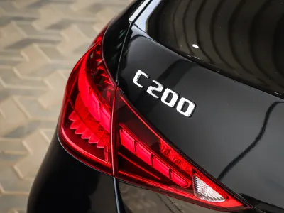 2025 Mercedes-Benz C 200