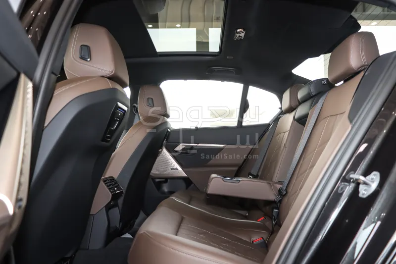 2026 BMW 5 Series 520i