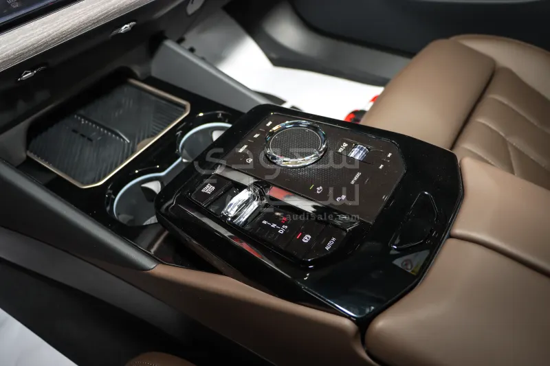 2026 BMW 5 Series 520i